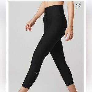 Alo High-Waist Airlift Capri